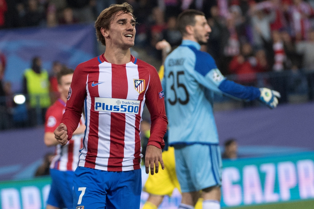 Antoine Griezmann menjadi aktor kemenangan Atletico atas Rostov (Foto: CURTO DE LA TORRE / AFP)