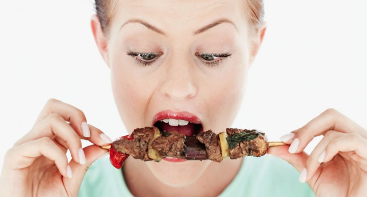 Amankah Mengunyah Hanya Pada Satu Sisi Mulut?