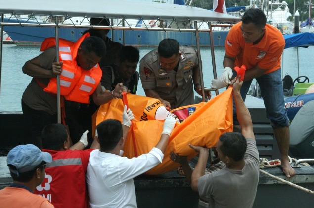 Police Detains Crew Member After Batam Boat Accident