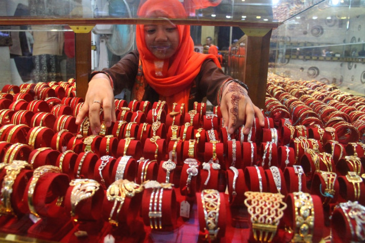 Peluang Industri Perhiasan Masih <i>Kinclong</i>