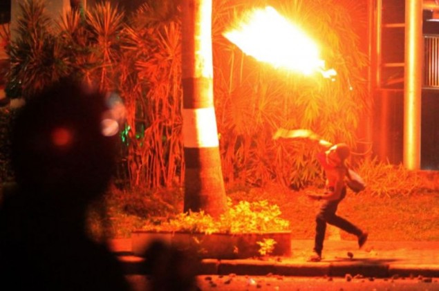 Bom Molotov Meledak di Depan Kantor JNE Ambon