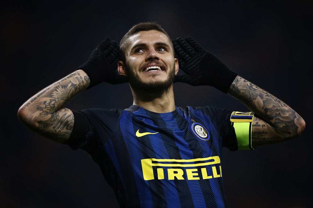Mauro Icardi jadi bintang kemenangan Inter atas Crotone (Foto: MARCO BERTORELLO / AFP)