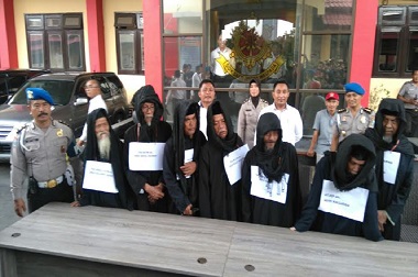 Taat Pribadi Bayar 'Mahaguru Abal-abal' Sebesar  Rp7 Juta