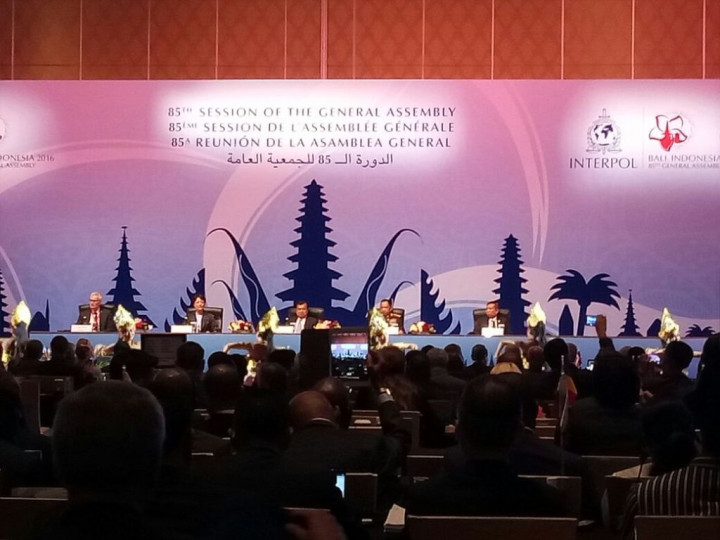 Berbagi Informasi Isu Strategis Kebutuhan Polisi Sedunia