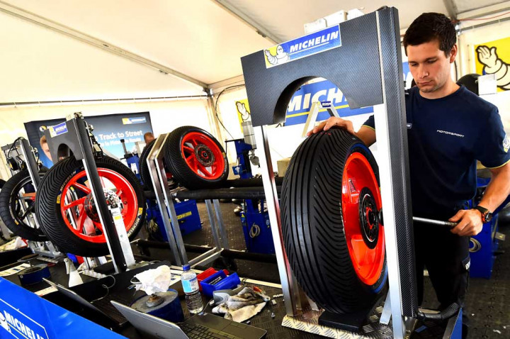 Michelin Pasok Ban Asimetris di MotoGP Valencia