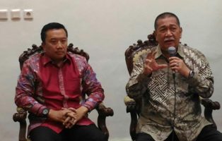 Usulan Deddy Mizwar jika Suporter Sepak Bola Berulah