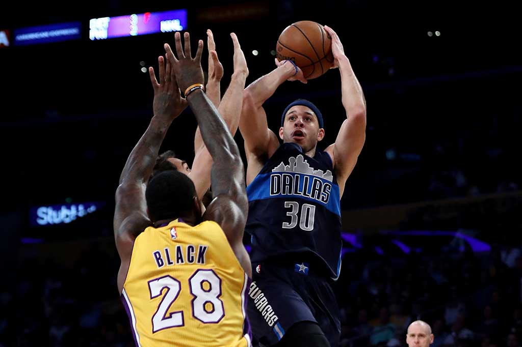 Mavericks Tundukkan Lakers 109-97