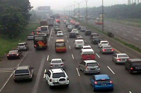 The Function of Highway Shoulder