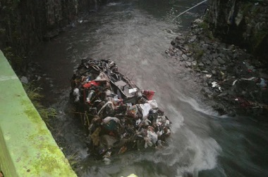Banjir Pagarsih Bandung Seret Mobil Sejauh 1,5 Km