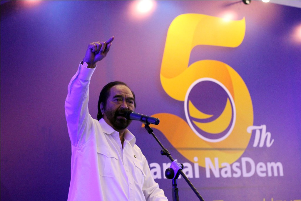  Ketua Umum Partai NasDem Surya Paloh memberikan pengarahan pada Peringatan HUT ke-5 Partai NasDem di Kantor DPP Partai NasDem, Jakarta, Jumat (11/11). Peringatan HUT ke-5 Partai NasDem tersebut mengangkat tema Restorasi Tiada Henti. MI/ARYA MANGGALA