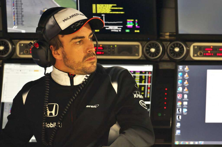 Alonso Sepakat Cara Wolff Sikapi Verstappen