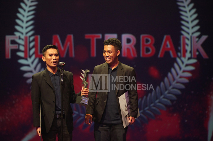 'Mama Amamapare' Film Terbaik Eagle Awards 2016