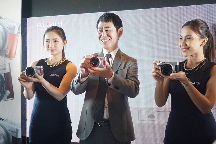 Resmi Masuk Indonesia, Berapa Harga Mirrorless Fujifilm X-A3?