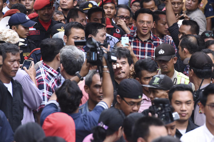 Ahok tak Terbiasa Blusukan Dikawal Partai