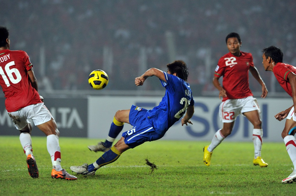 Индонезии vs России. Indonesia vs Thailand. Uzbekistan vs Thailand photo. Uzb vs Thailand.