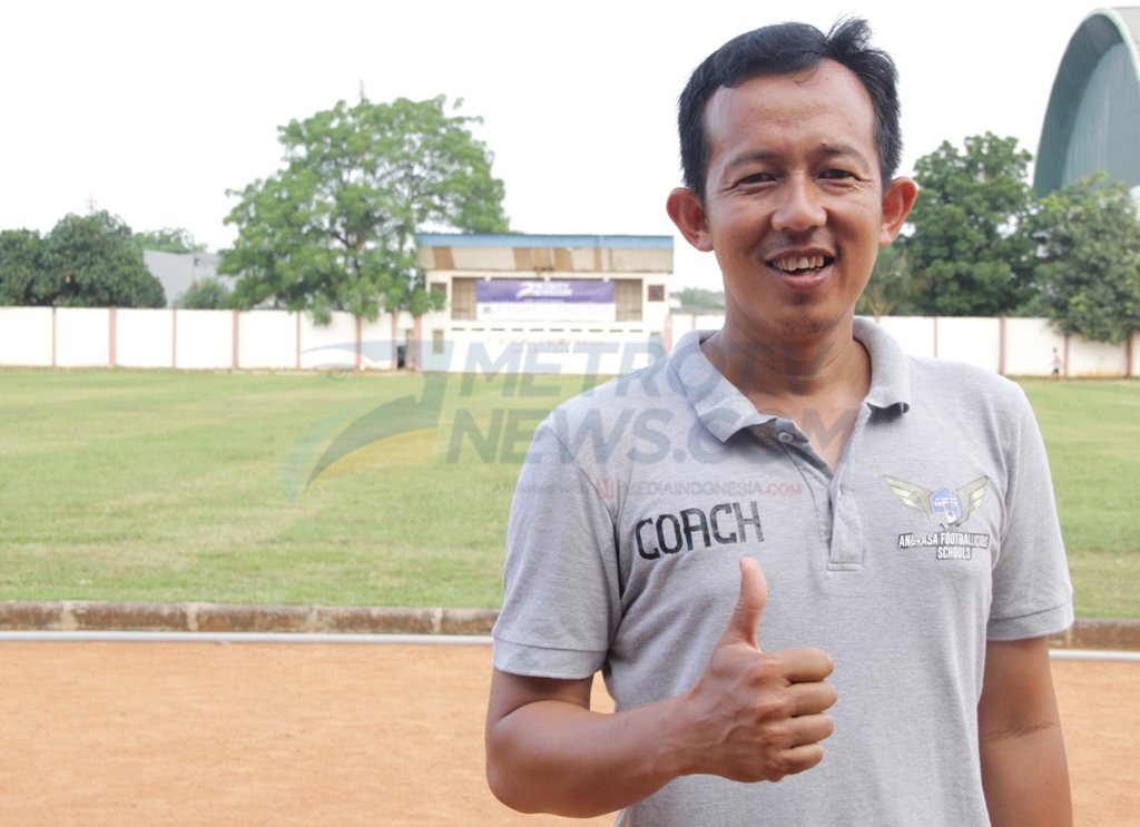 Pelatih Angkasa FC, Hardi Ardhia Putra (MTVN/Rendy Renuki Hardito)