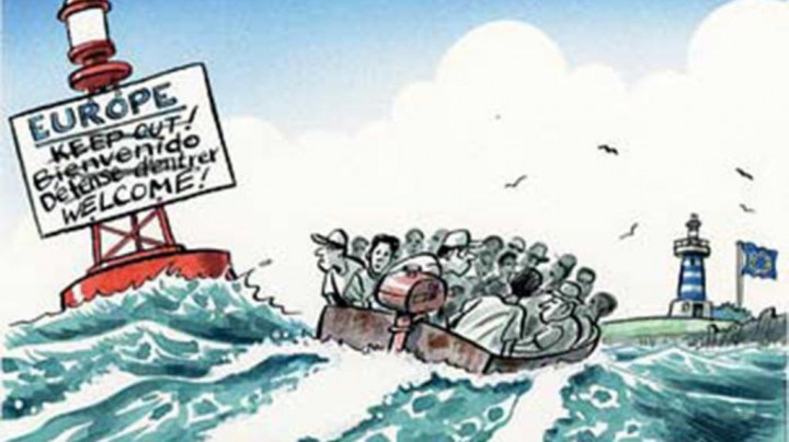 Kapal Penyelamat Evakuasi Ratusan Imigran ke Italia