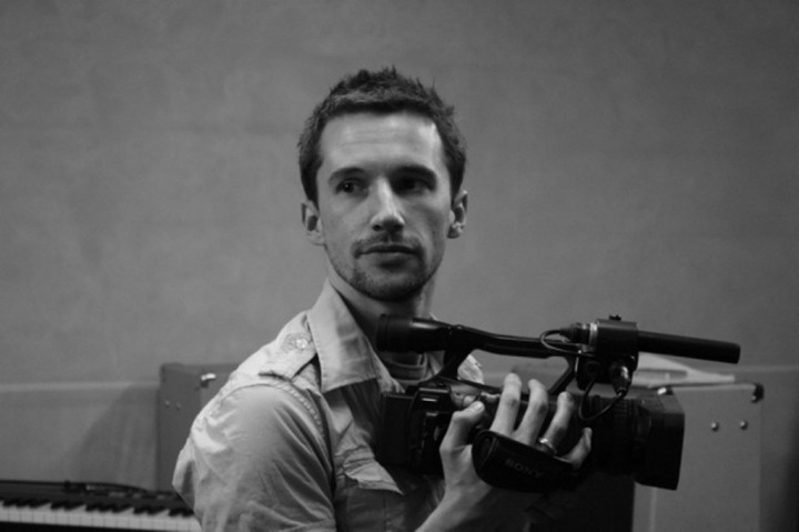 Sutradara Supersonic Tertarik Angkat Kisah Arctic Monkeys dan The Smiths