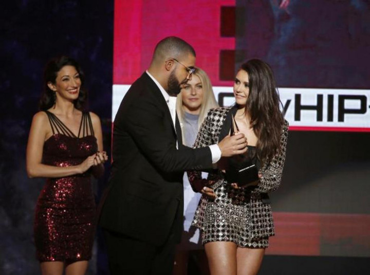 Pertama Kalinya, Drake Menang di American Music Awards