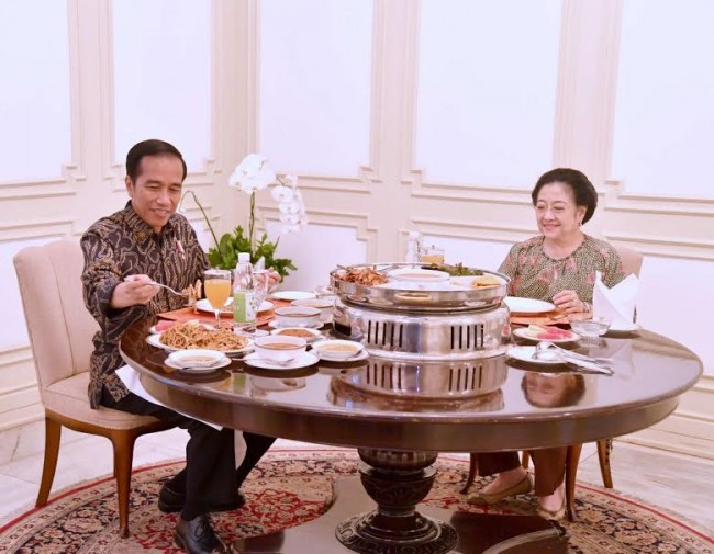 Jokowi & Megawati Discuss Regional Elections