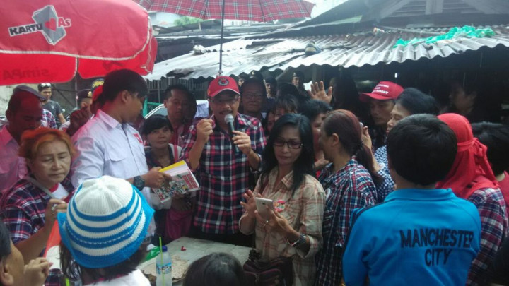 Turun ke Lapangan Cara Djarot Naikkan Elektabilitas
