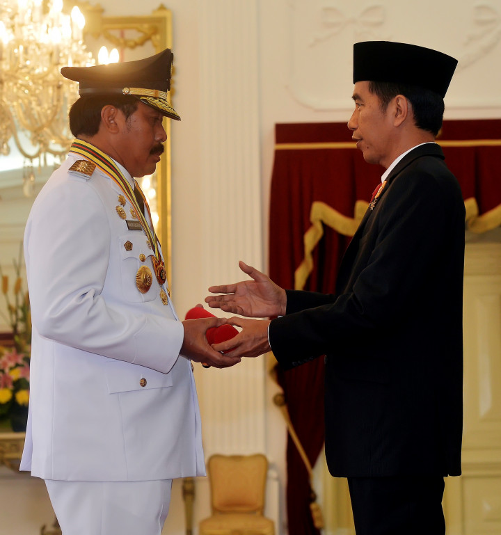 Mutasi Berbuah Interpelasi Gubernur Kepri