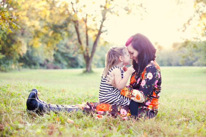 Idealnya, Berapa Kali Membelai Anak?