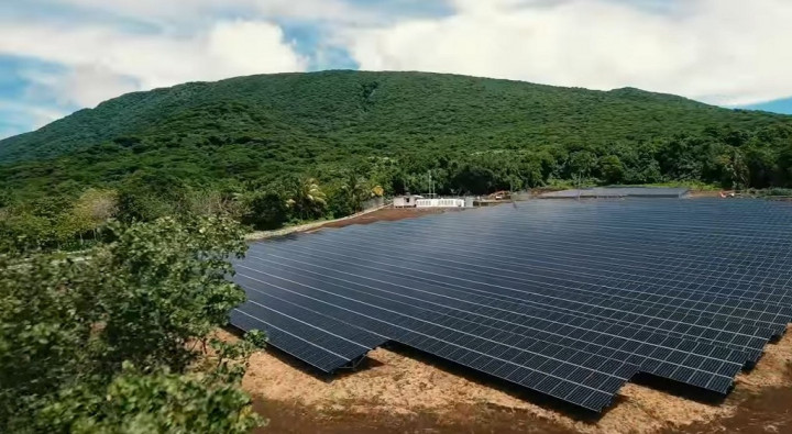 Tesla Siap Pasok Listrik Satu Pulau