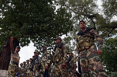 Polisi India Bunuh Enam Pemberontak Maois