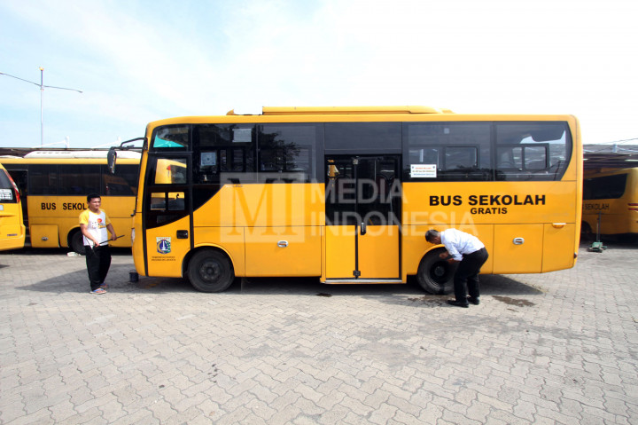 Pemprov DKI Sediakan 20 Unit Bus Sekolah di RPTRA