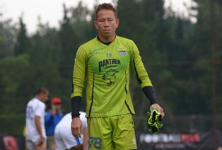 Made Wirawan Siap Rebut Kembali Posisi Utama Kiper Persib