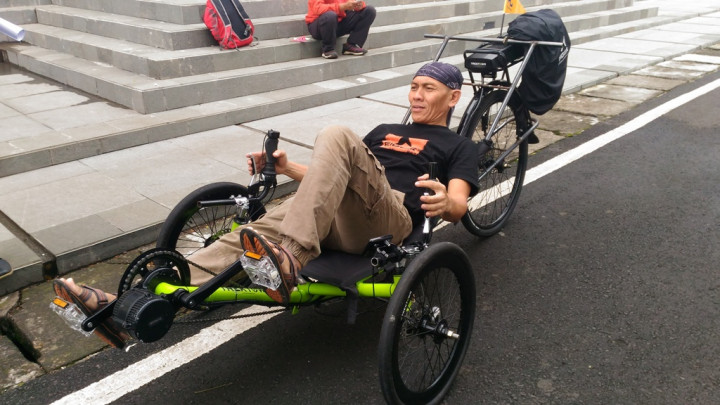 Rayakan <i>Ultah</i> ke-60, Pria Ini Akan Bersepeda 400 Km