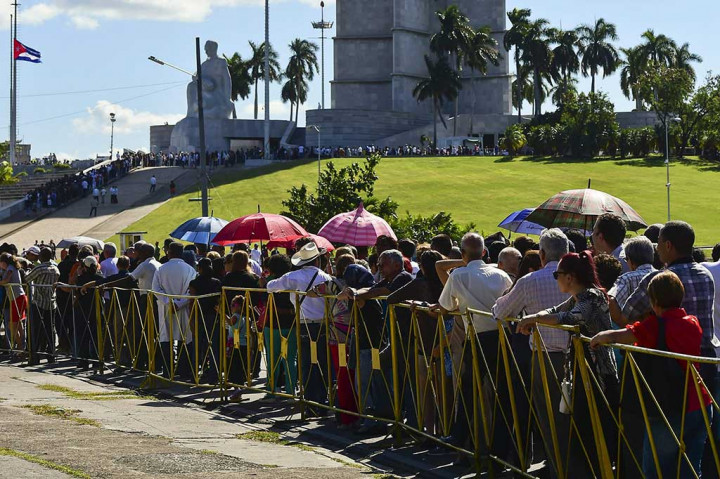 Rakyat Kuba Beri Penghormatan untuk Mendiang Fidel Castro