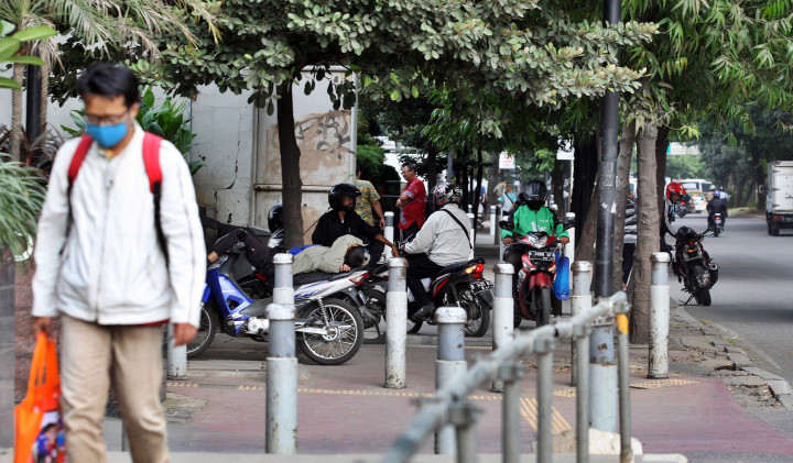 Ojek Pangkalan si Raja Trotoar Stasiun