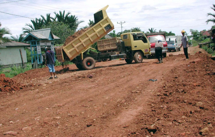 BBJN: Kalimantan Terkoneksi Jalur Darat pada 2019
