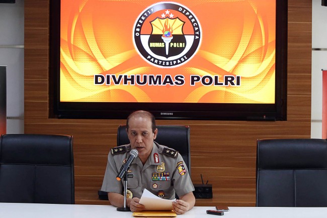 Police Urge Workers Not to Hold Demonstration on Dec 2