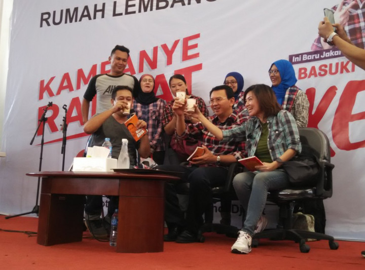 Dituduh Orang Bayaran, Penulis Ini Ikut 'Nyumbang' ke Ahok-Djarot