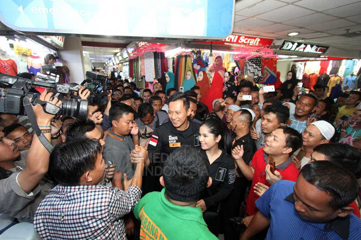 Agus Yudhoyono Disambut Antusias Pedagang Tanah Abang