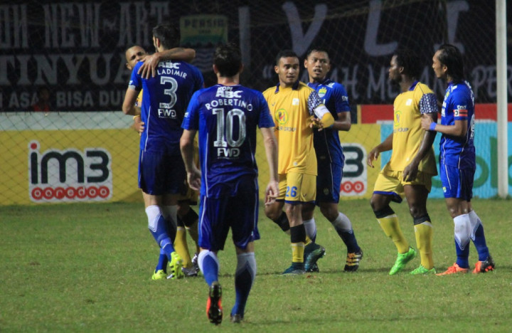 Persib Dipaksa Berbagi Poin oleh Barito Putera