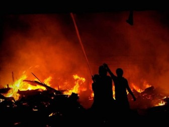 Korban Kebakaran Gudang di California Jadi 30 Jiwa