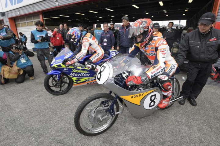 Marquez dan Pedrosa 'Geber' Motor dan Mobil Balap di Motegi