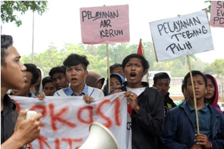 'Jangan Bayar Kalau Air Tidak Mengalir'