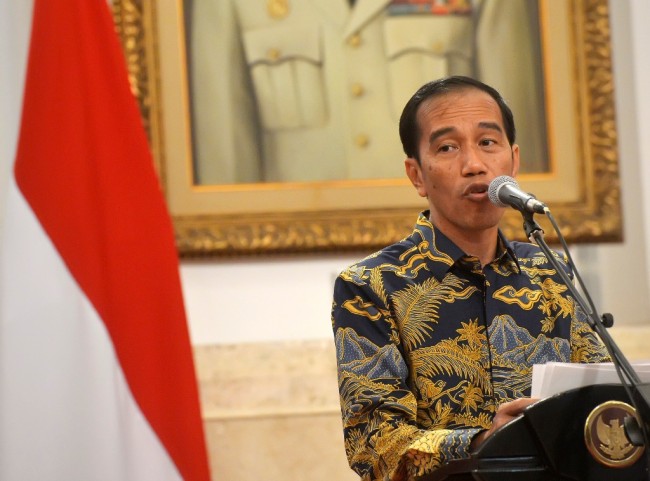 Jokowi Wants National Savings to Reach 75% by 2019