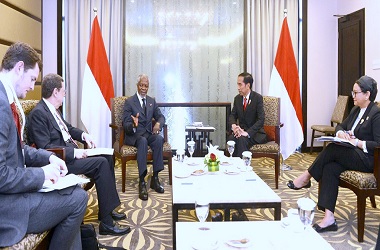 Temui Kofi Annan, Jokowi Siapkan Bantuan RI untuk Rohingya