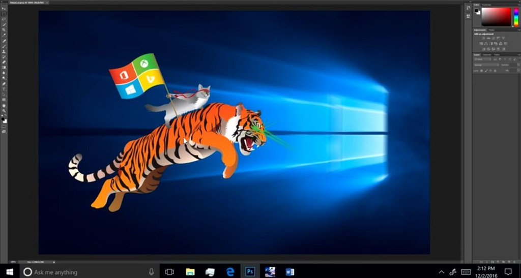 Saat mencoba menggunakan Photoshop.