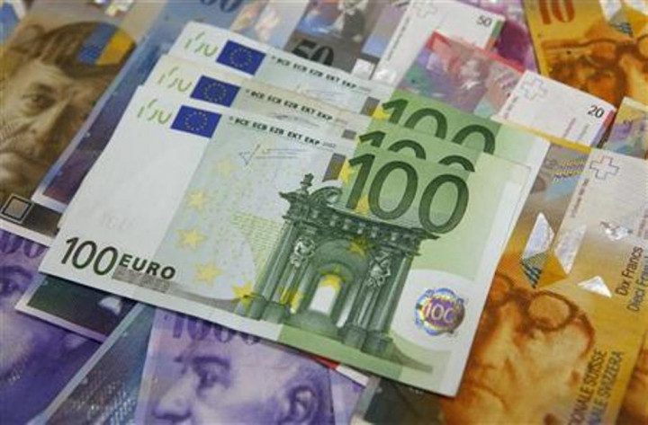Euro Melemah di Tengah Kenaikan Imbal Hasil Obligasi