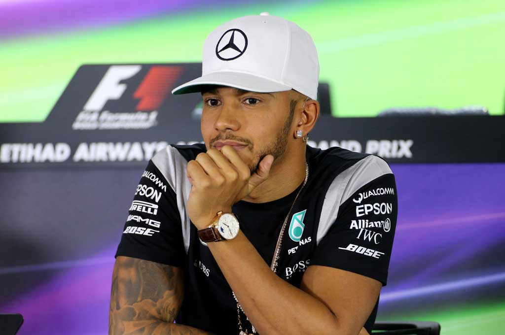 Lewis Hamilton tak bakal dilibatkan dalam pengambilan keputusan calon rekan setimnya di Mercedes GP 2017. XPB Images