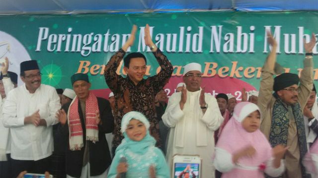 Ahok-Djarot Santuni Anak Yatim di Peringatan Maulid Nabi