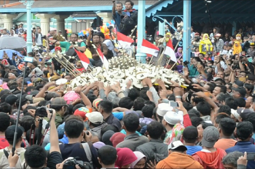 Grebeg Maulid di Solo, MTVN - Pythag Kurniati