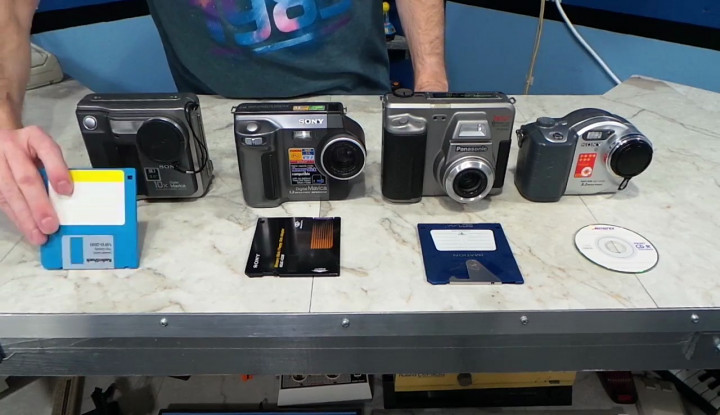 Kamera Digital Generasi Pertama Ternyata Pakai Floppy Disk